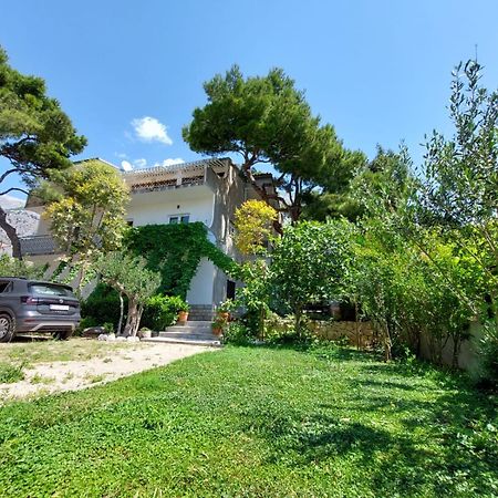17 Pines Apartment Makarska Exterior photo