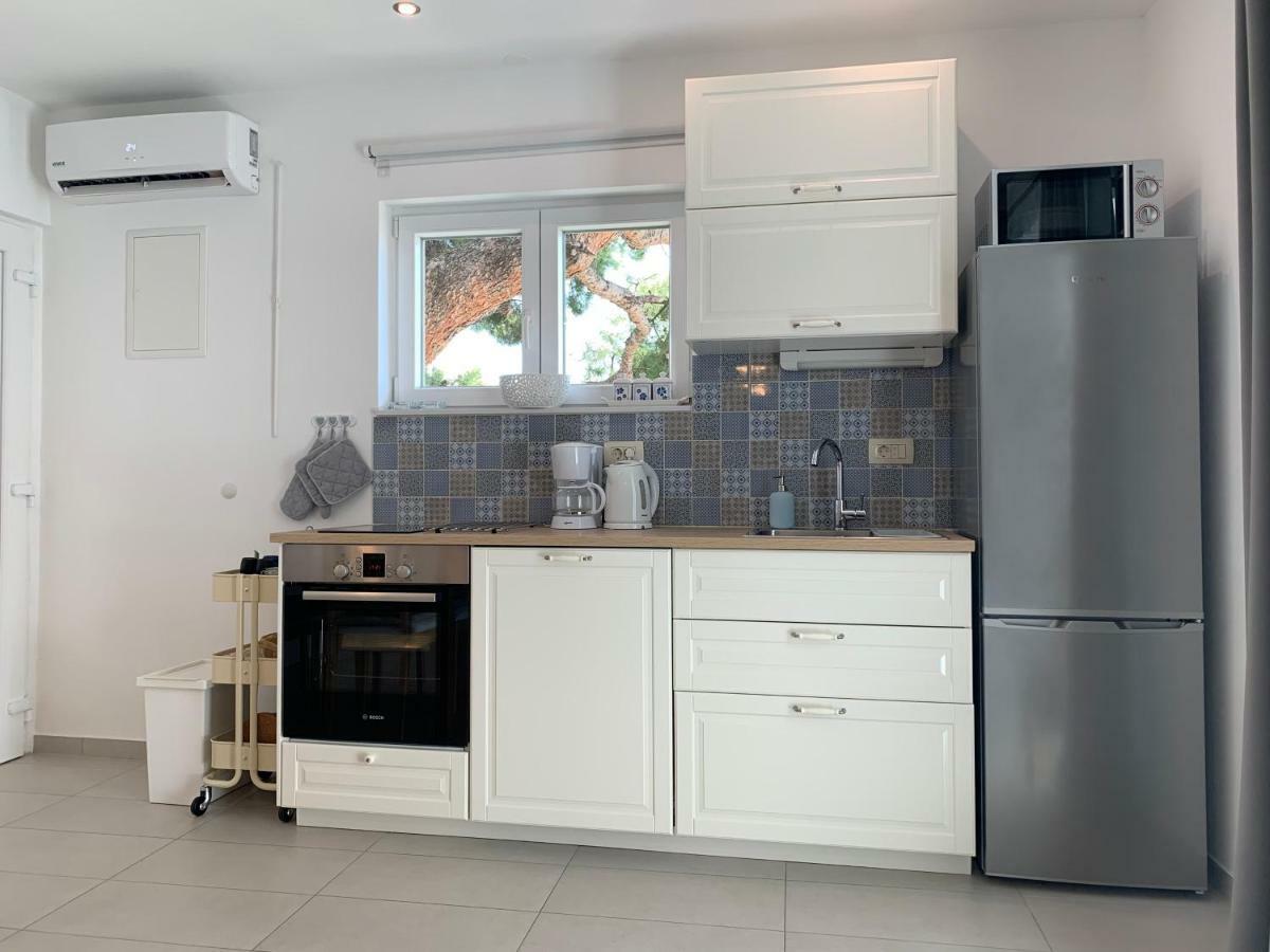 17 Pines Apartment Makarska Exterior photo