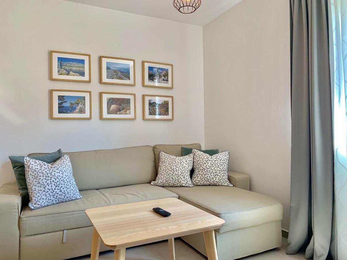 17 Pines Apartment Makarska Exterior photo